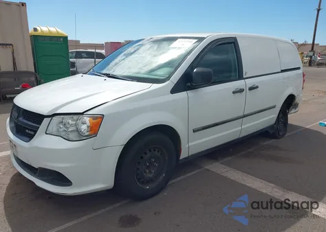 2014 Ram Cargo Tradesman z USA, uszkodzony, nr VIN 2C4RRGAG7ER113989